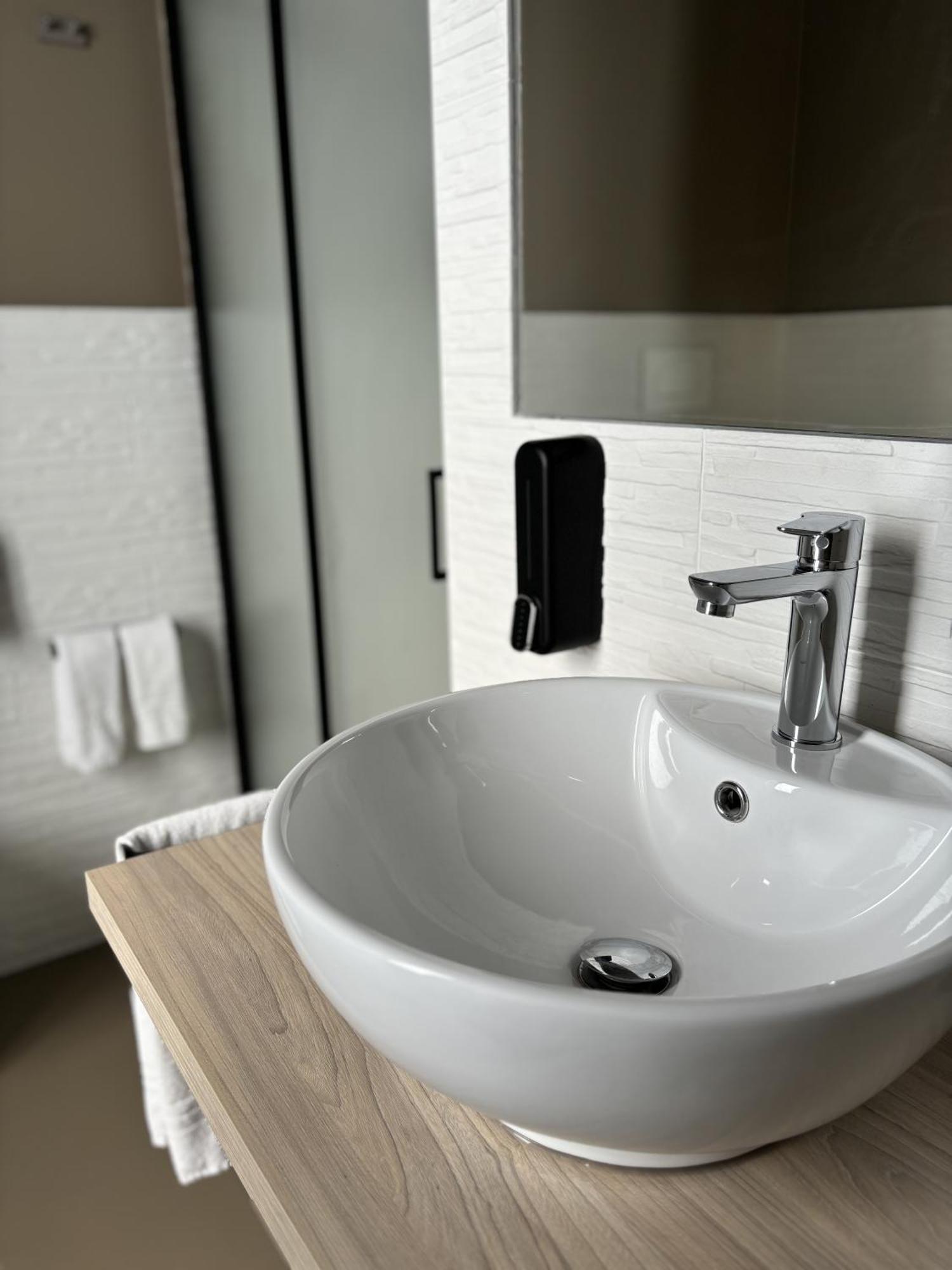 Celeste Rooms Bed And Breakfast CTA Exteriör bild